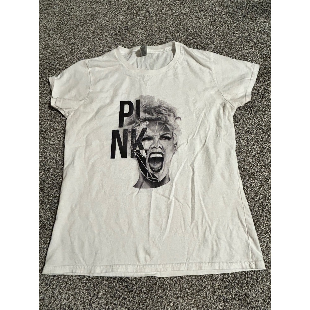 Womens Pink Graphic T-Shirt Band Tee Short Sleeve‎ Medium White